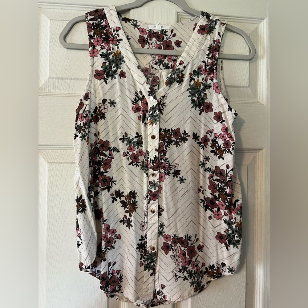 Maurices Tank